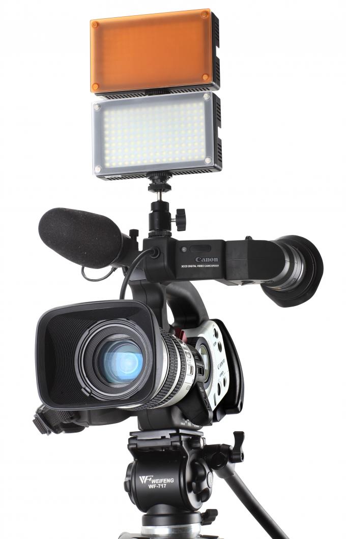 Rechargeable Portable Led On Camera Light With Plastic Housing