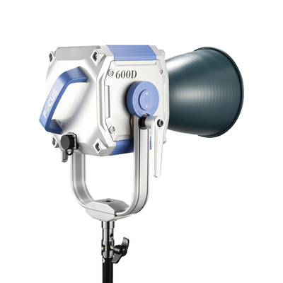 LS FOCUS 600D Compact Photo Light, 600W Daylight Balanced, Standard Bowen Mount, CRI 96-98 TLCI 96+ Led Studio Light